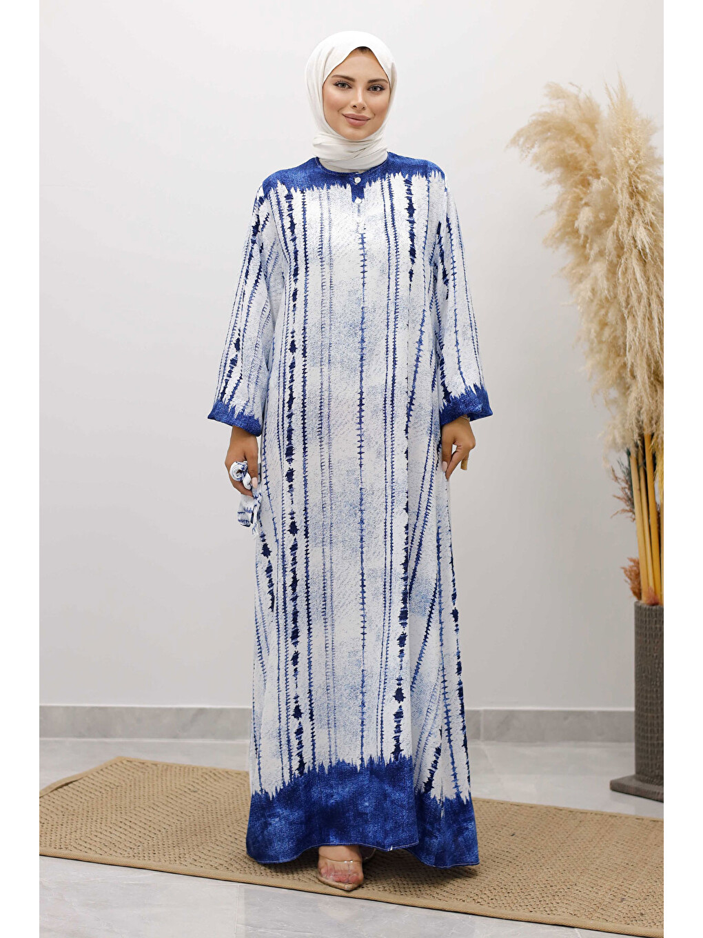 Batik Desenli Viskon Elbise TSD250229 İndigo-4
