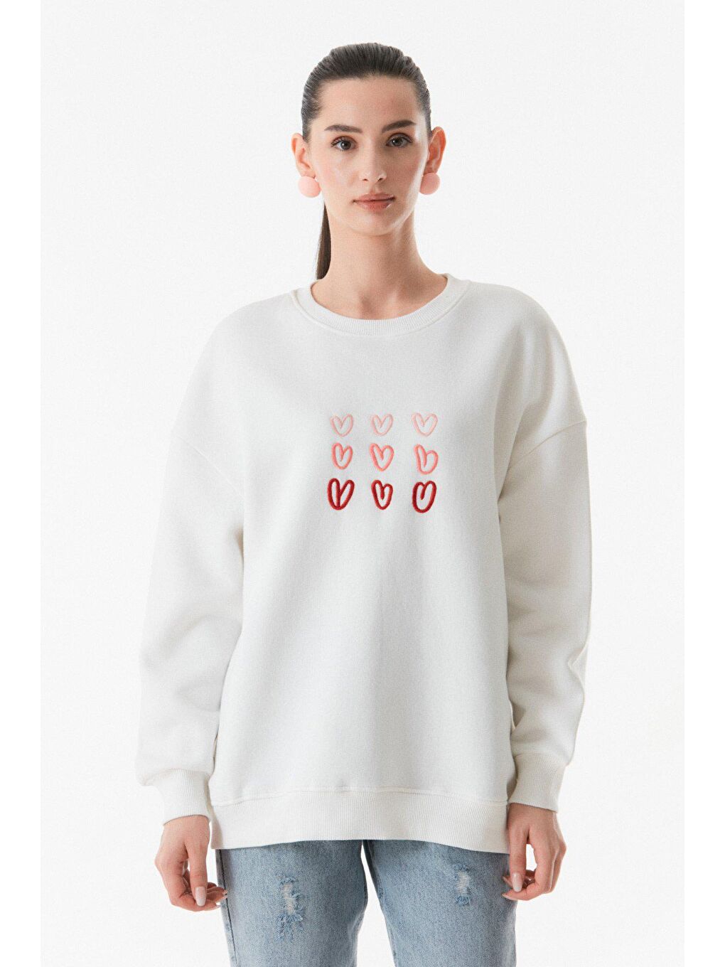 Fullamoda Beyaz Kalp Nakışlı Bisiklet Yaka Sweatshirt - 3