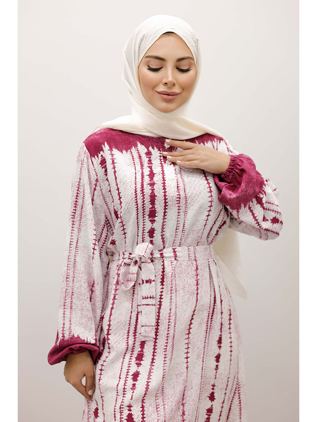 Batik Desenli Viskon Elbise TSD250229 Fuşya-1