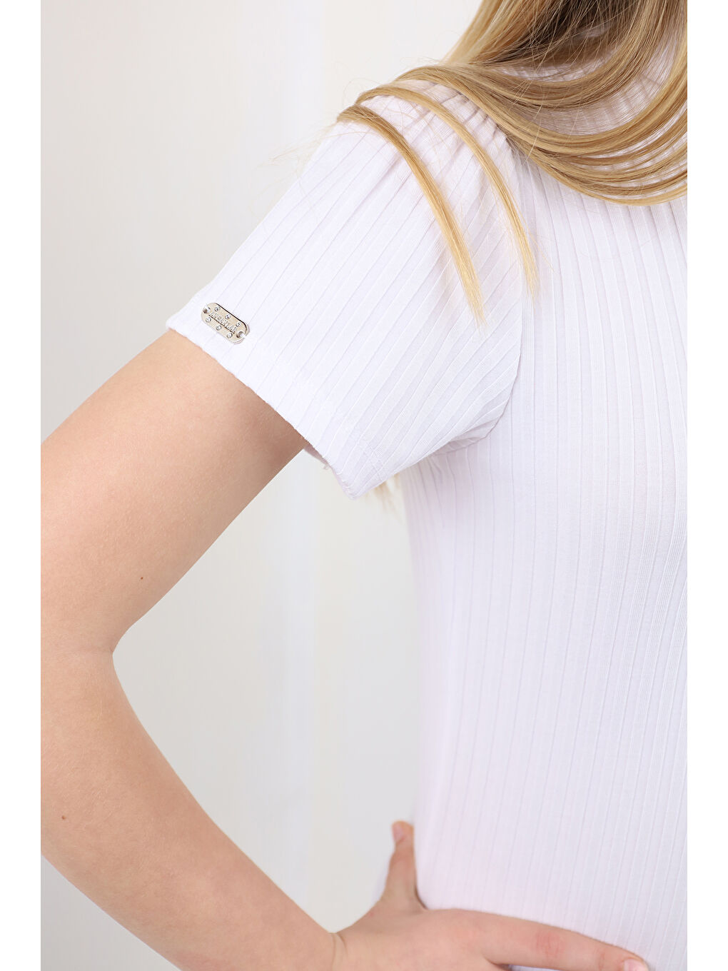 Beyaz Kız Çocuk Okul Tişört-1