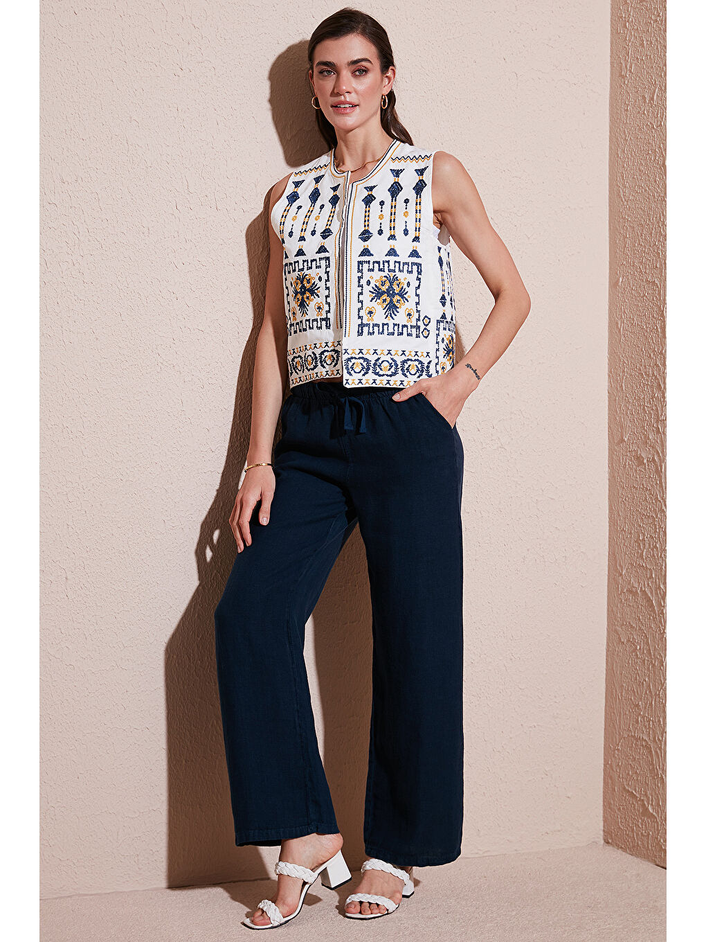 Lela Lacivert Relaxed Fit Normal Bel Geniş Paça Çift Cepli Keten Pantolon 668Yp4991