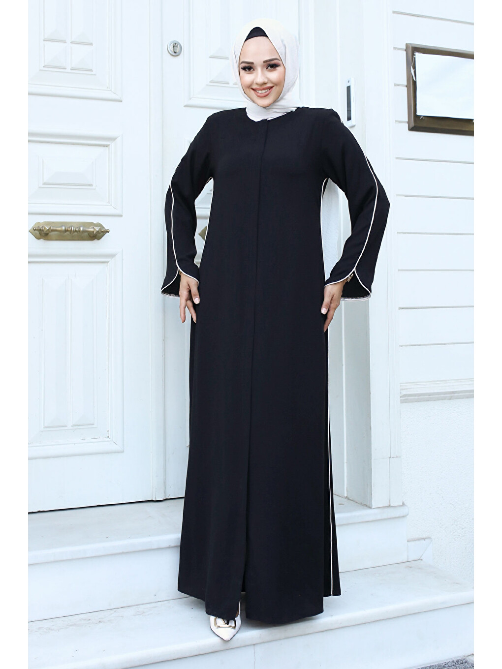 Biye Detaylı Fermuarlı Tesettür Ferace TSD240612 Siyah-3