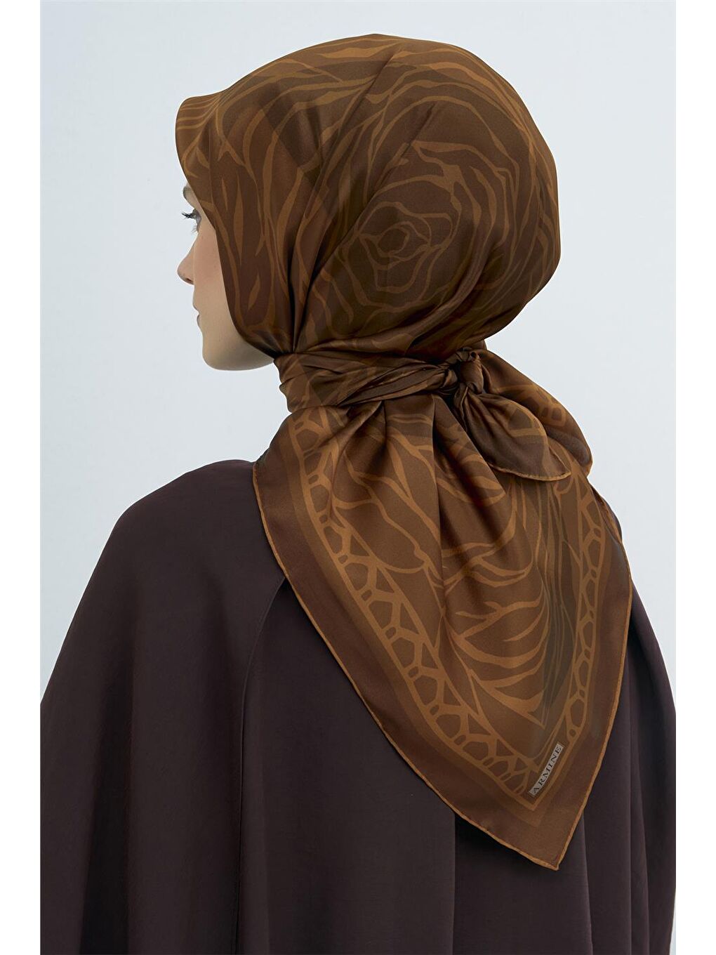 Kahverengi Saf İpek Sura Eşarp 9511D 88-2