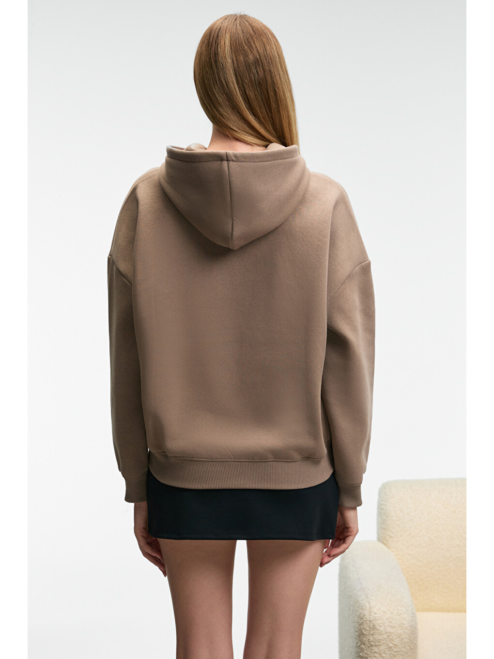 Bej Clarıe Kadın Organik Pamuklu Oversize Kanguru Cepli Kapüşonlu Vizon Sweatshirt-5