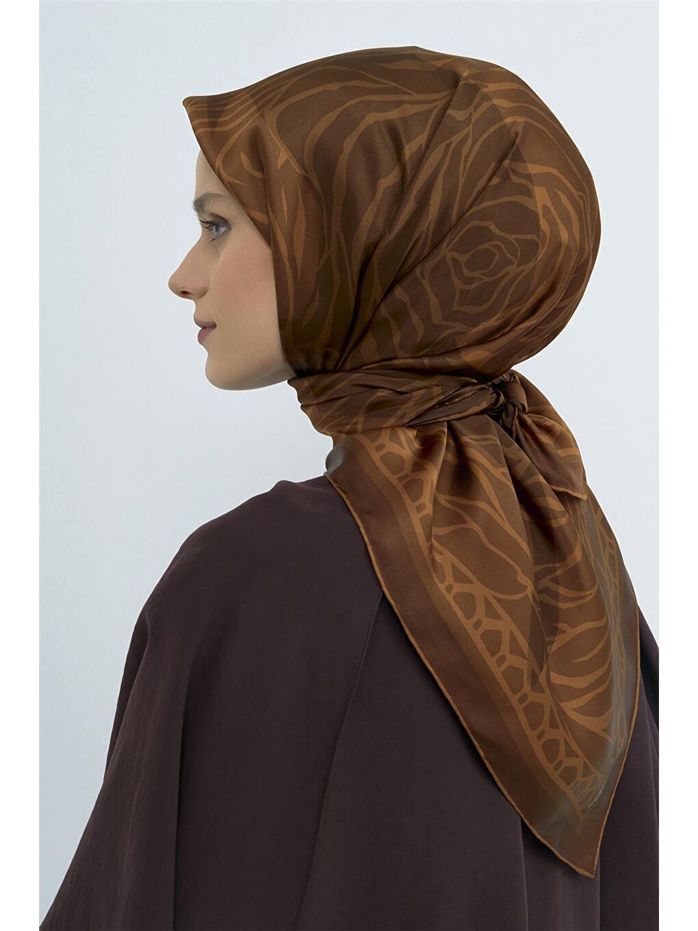 Kahverengi Saf İpek Sura Eşarp 9511D 88-3