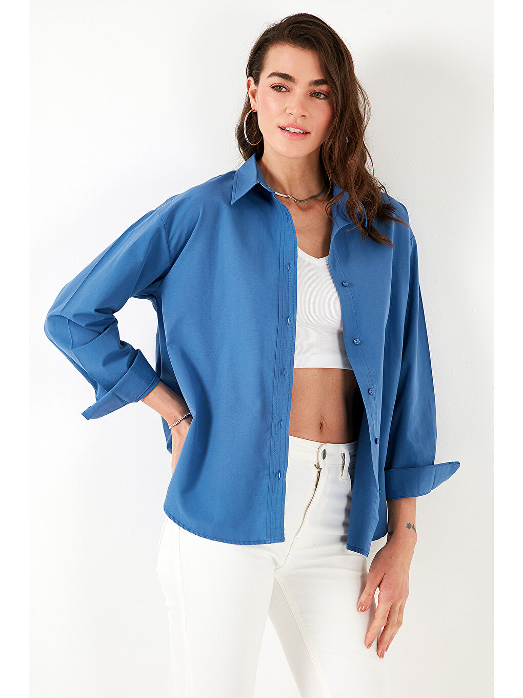 Mavi Pamuklu Regular Fit Önü Kısa Arkası Uzun Oval Kesim Gömlek Cf25S163867-3