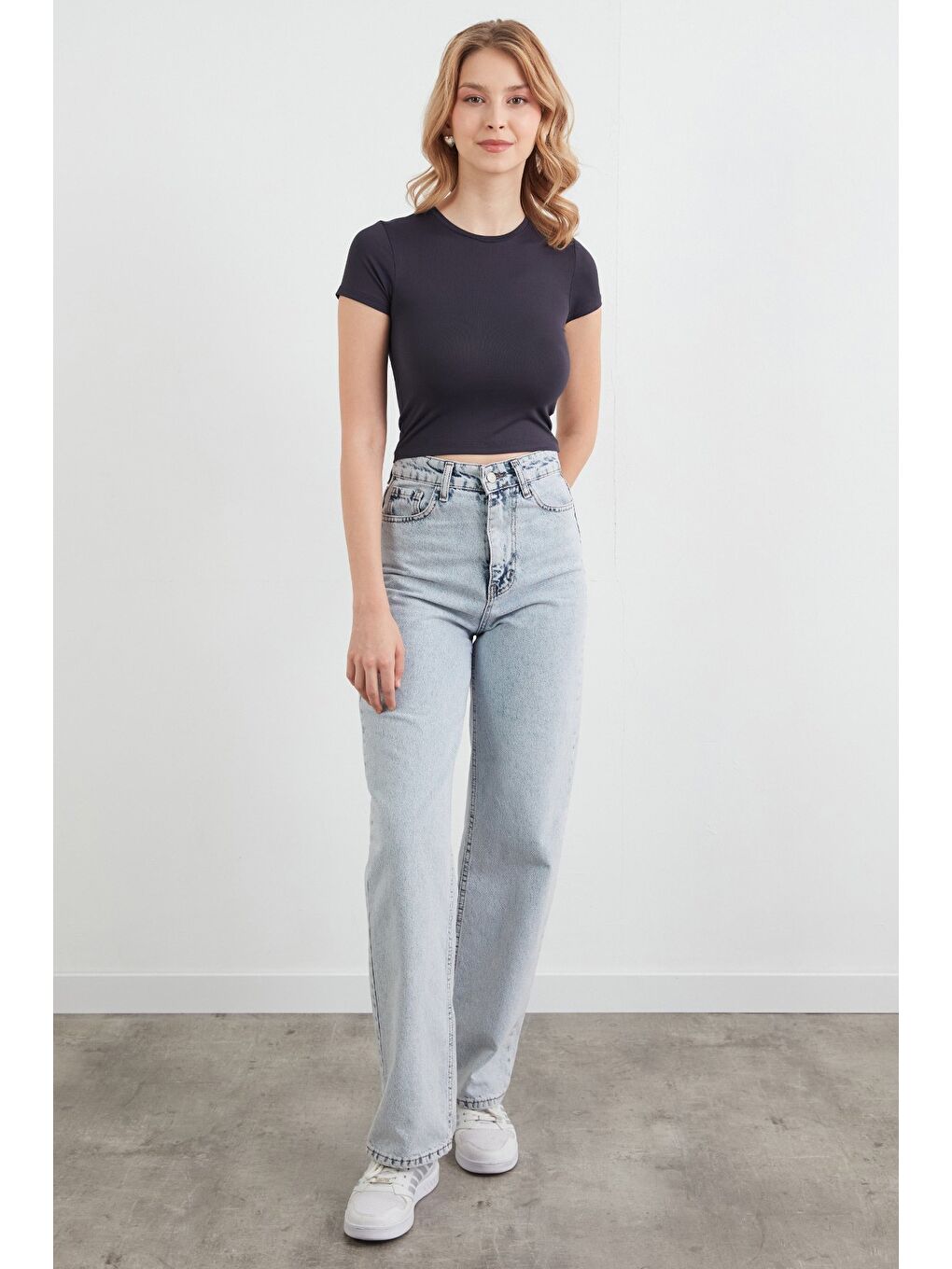 Antrasit Basic Bisiklet Yaka Crop Tişört-3