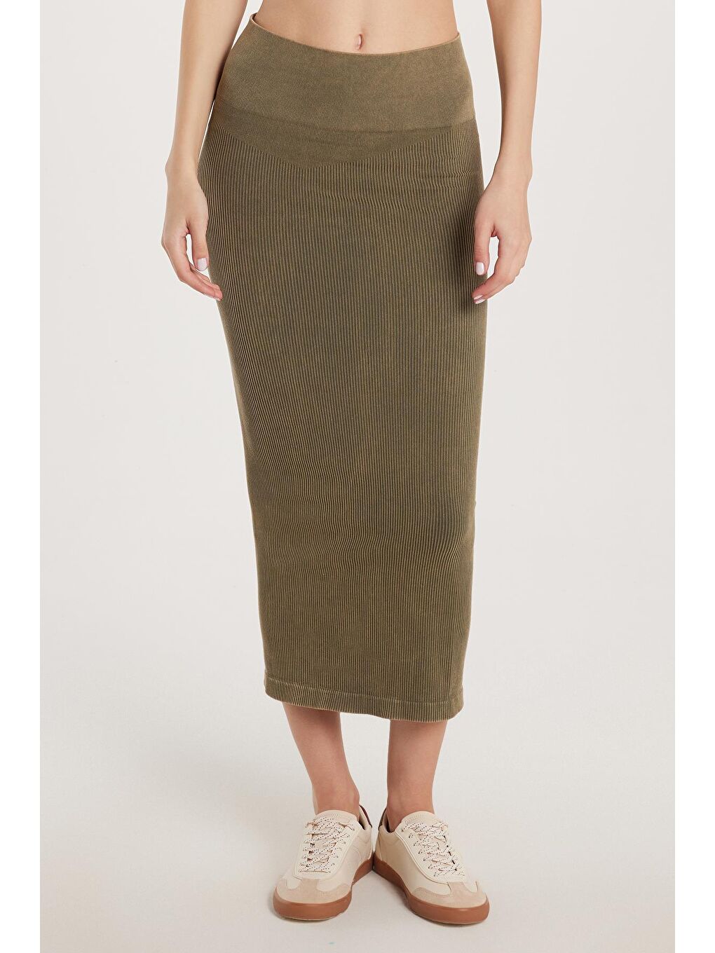 Kadın Slim Fit Pamuklu Düz Uzun Haki Etek