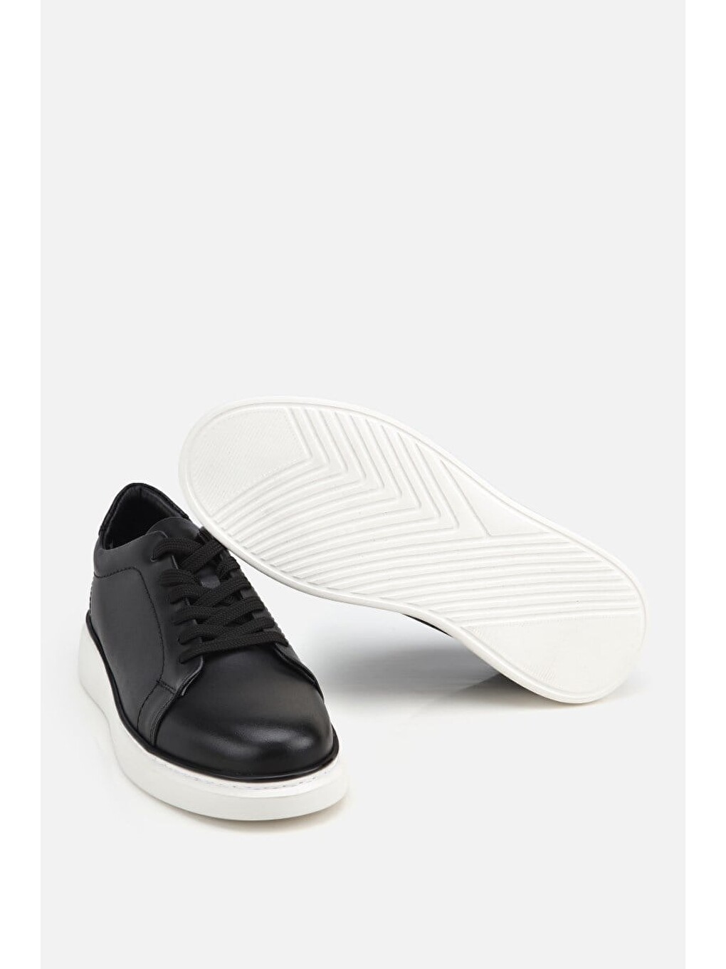 Erkek Siyah Bağcıklı Kalın Tabanlı Günlük Sneaker-4