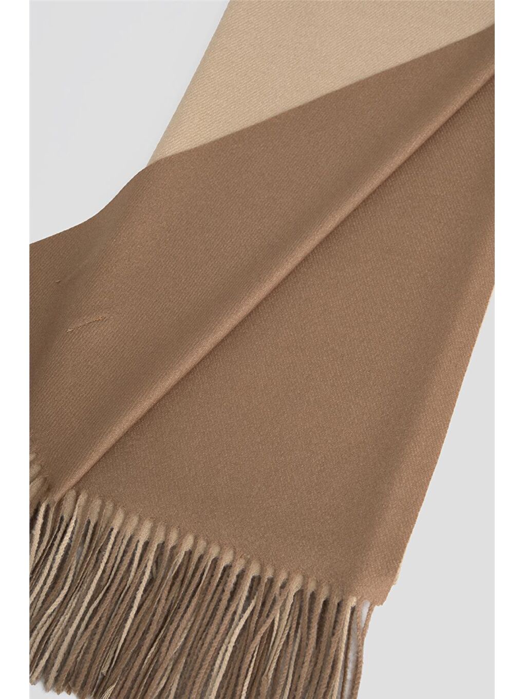 Püsküllü Akrilik Atkı Bej-2