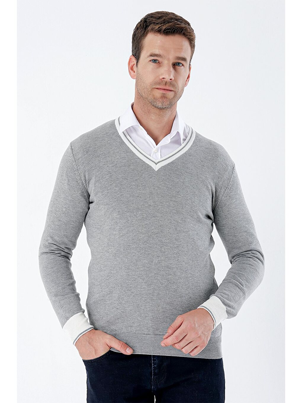 Gri Uzun Kollu Desenli Örme V Yaka Pamuklu Klasik Comfort Fit Triko 1012235168-2