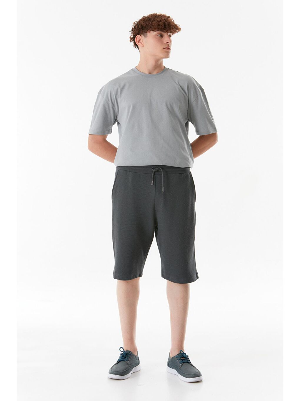 Antrasit Beli Bağcıklı Cepli Şort-1