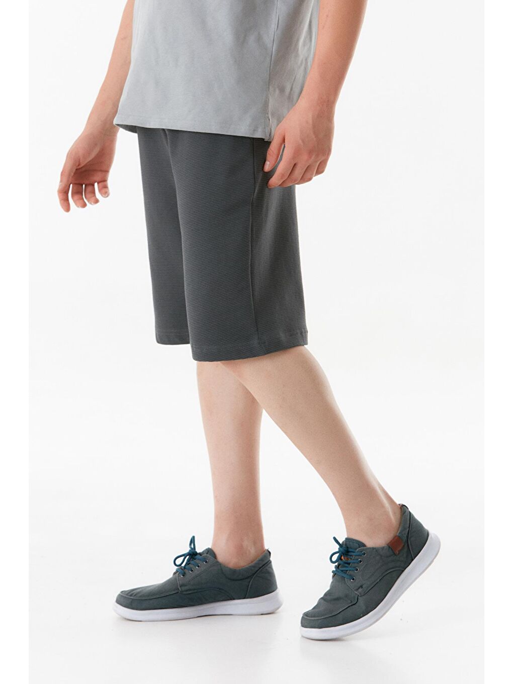 Antrasit Beli Bağcıklı Cepli Şort-2