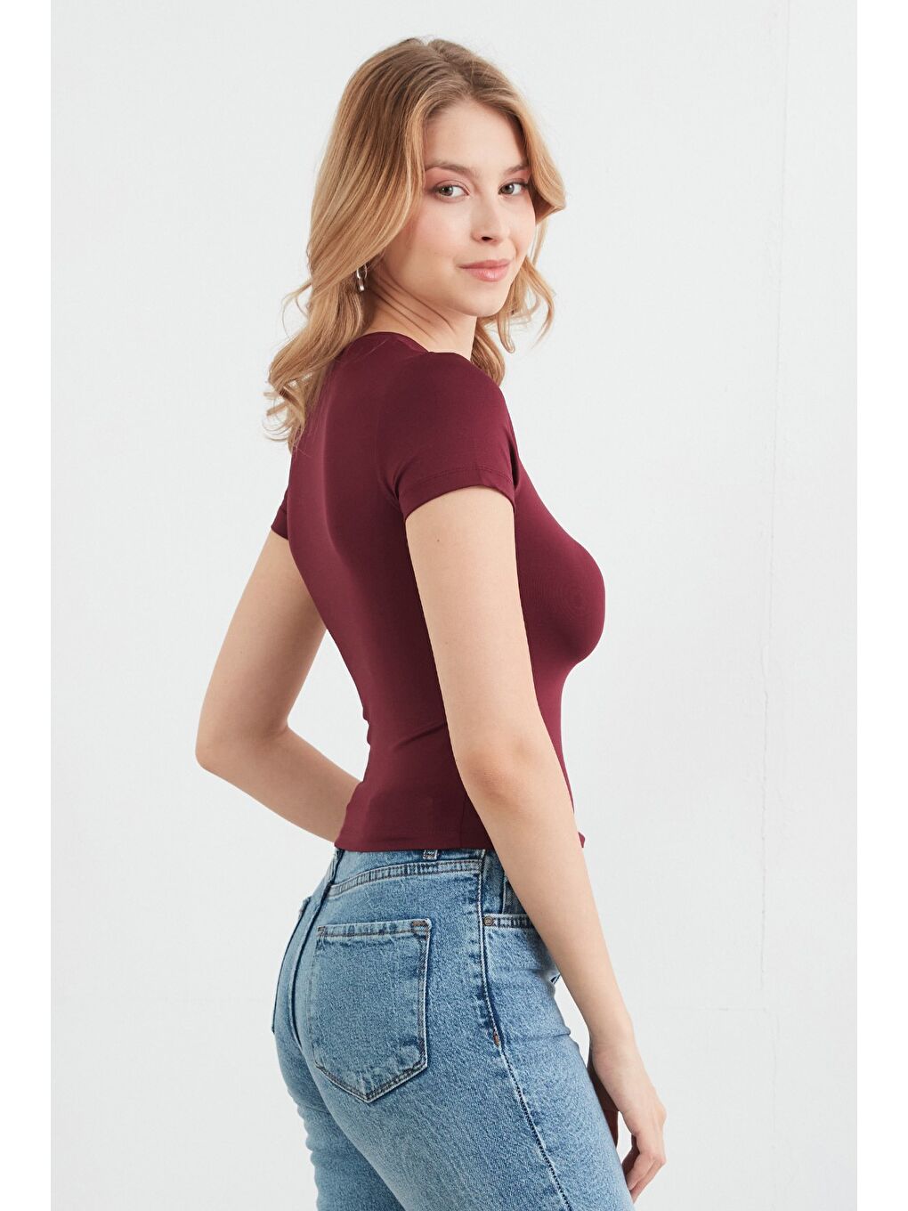 Bordo Basic Bisiklet Yaka Crop Tişört-1