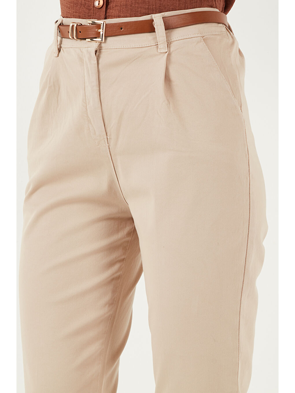 Bej Streç Pamuklu Regular Fit Yüksek Bel Düz Kısa Paça Kemerli Pantolon 668Yp5335-4