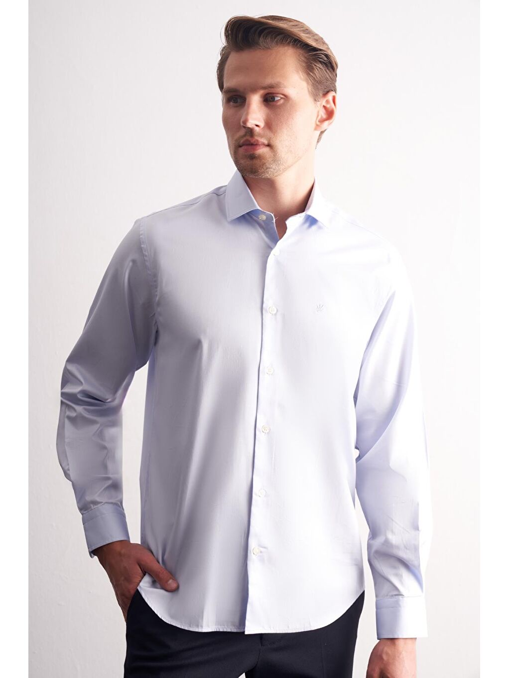 Açık Mavi Yarım İtalyan Yaka Saten Uzun Kol Premium Slim Fit %100 Pamuk Gömlek 1004255195-1