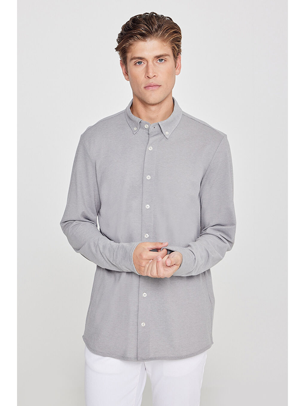 Erkek Gri Pamuklu Tailored Slim Fit Dar Kesim Düğmeli Yaka Örme Gömlek-2