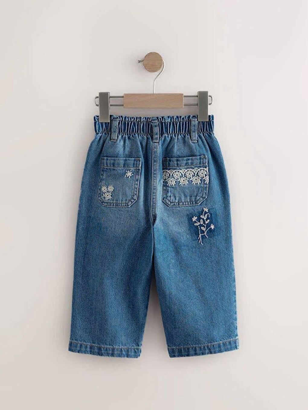 Mavi Kız Çocuk Nakışlı Jean Pantolon – Elastik Belli, Çiçek Detaylı Denim Alt-1