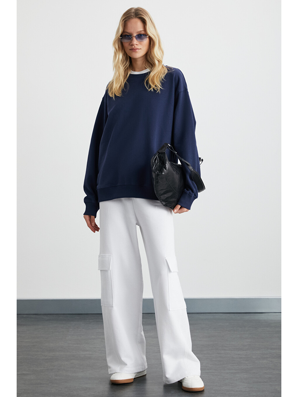 Karıus Kadın Organik Pamuklu İçi Polarlı Oversize Yuvarlak Yakalı Lacivert Sweatshirt-3