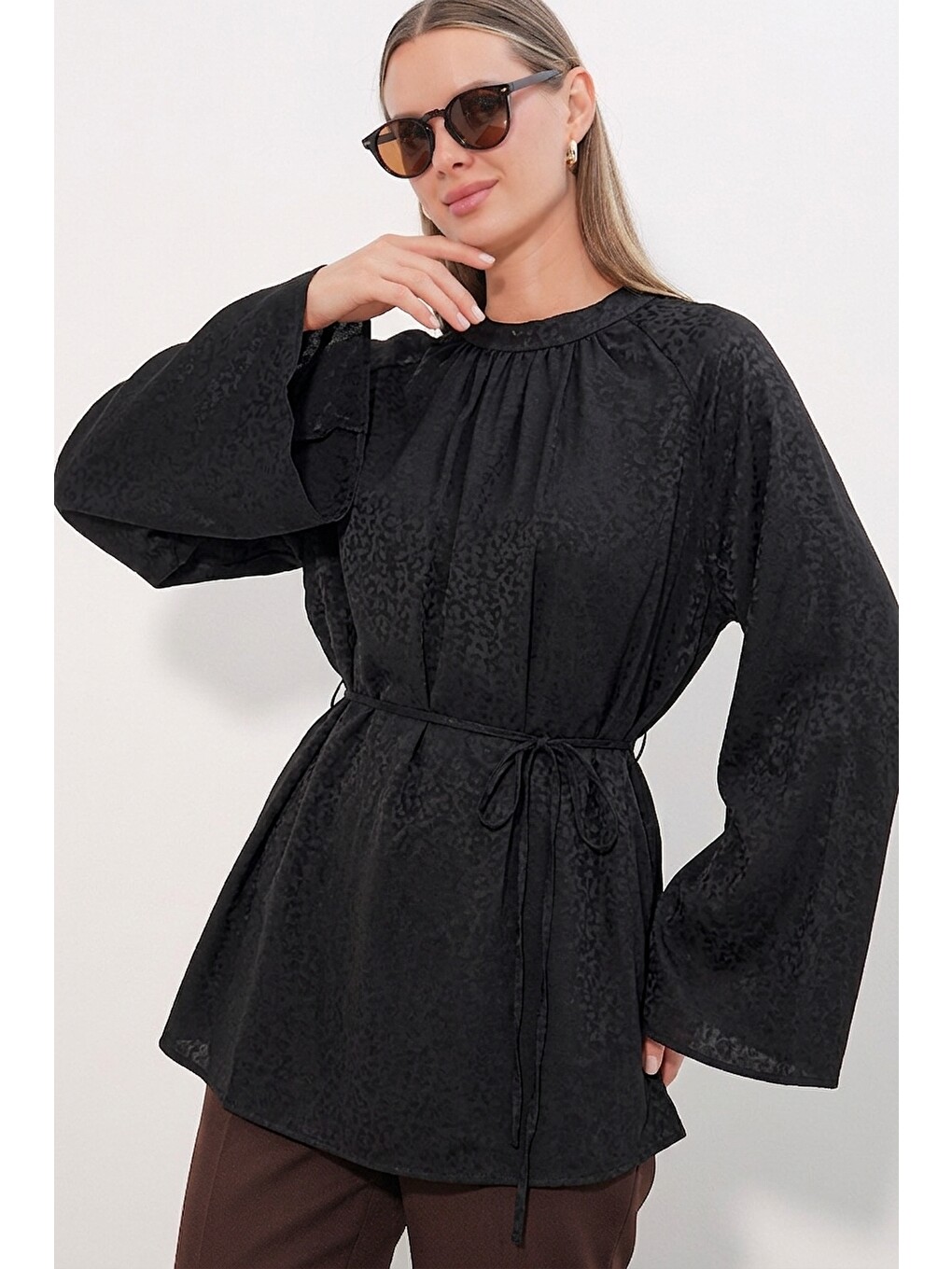 Kadın Çizgili Bağcıklı Oversize Tunik 50009 - Siyah-1