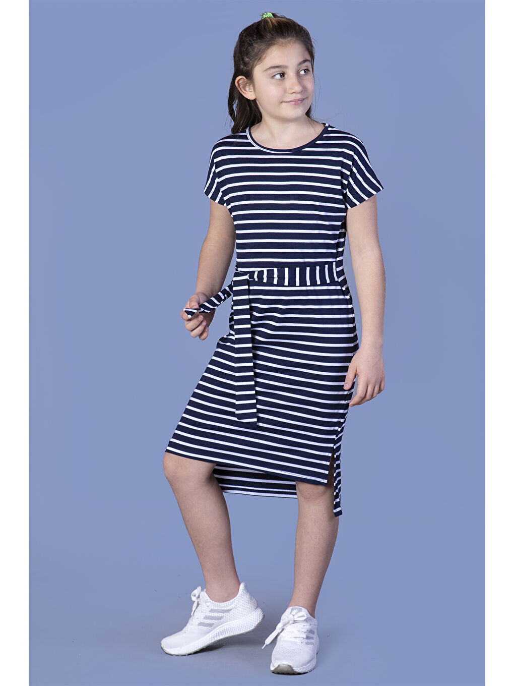 Lacivert Kız Çocuk Beli Bağlamalı İki Yanı Yırtmaç Detaylı Elbise-5