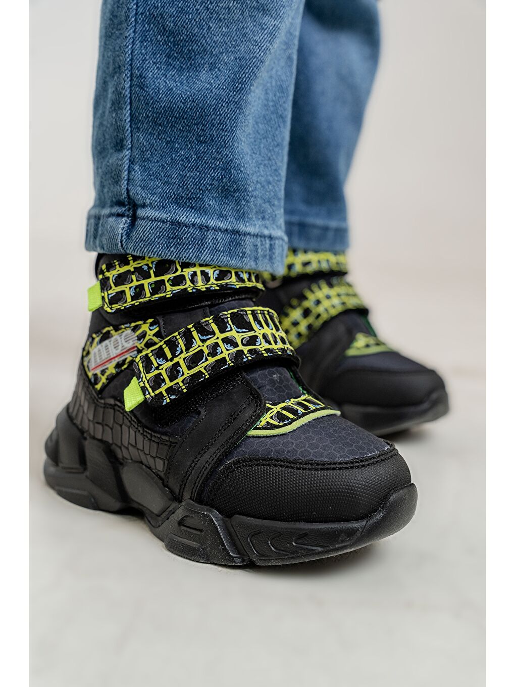 Erkek Çocuk Siyah Suya Dayanıklı Anatomik Günlük Bot-3