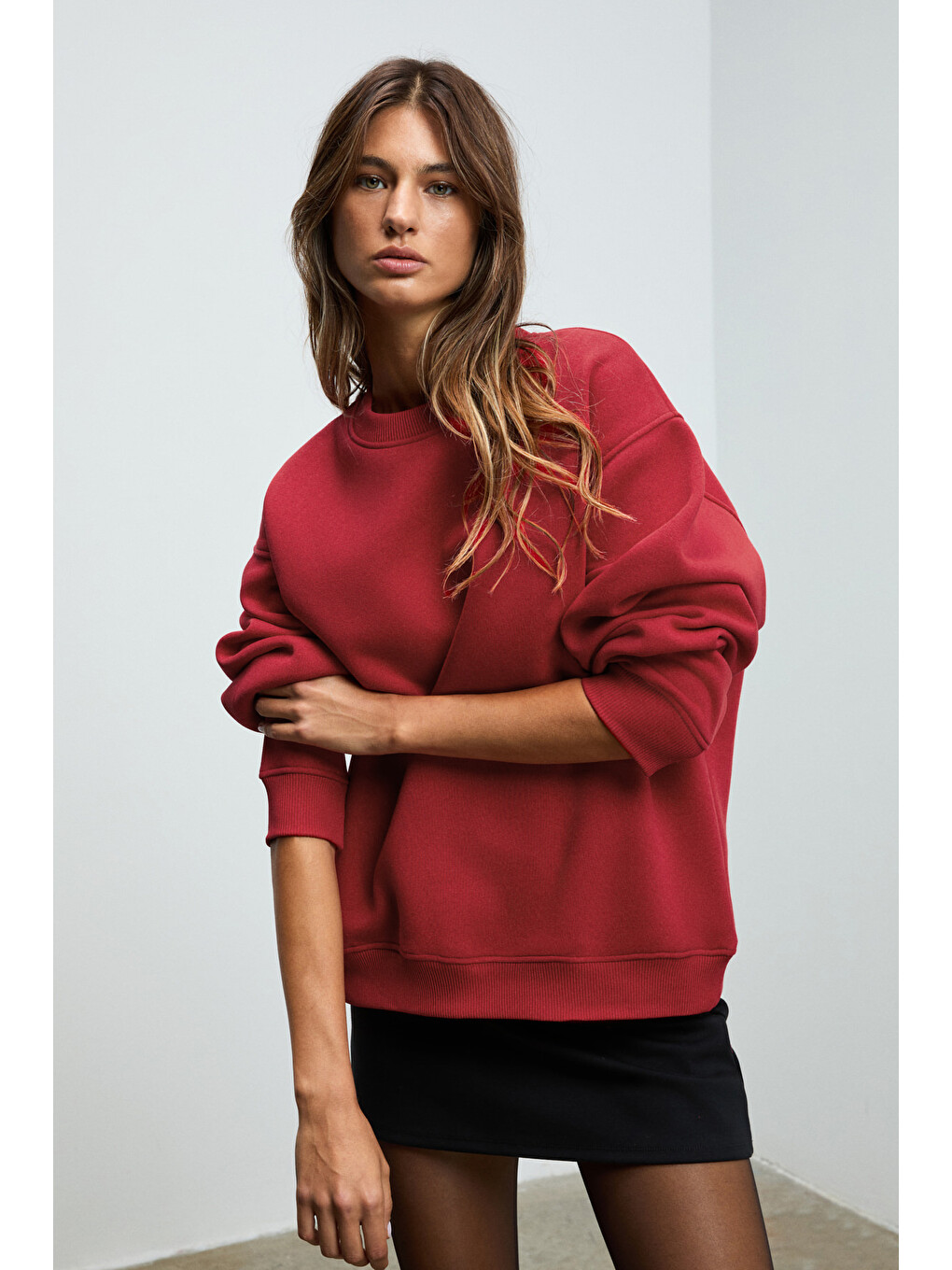 Karıus Kadın Organik Pamuklu İçi Polarlı Oversize Yuvarlak Yakalı Bordo Sweatshirt-3
