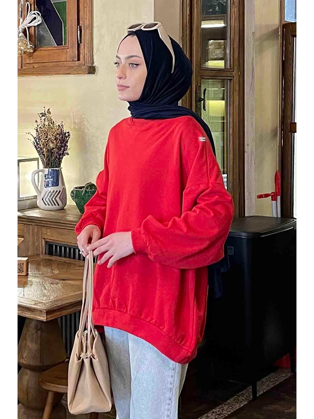 Balon Kol Yaka Ve Etek Ucu Manşetli Bol Sweat Kırmızı-1