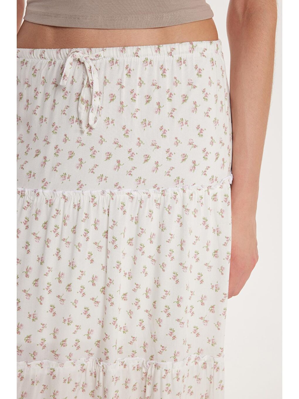 Karışık Kadın Standart Fit Bağlamalı Baskılı Viskon Etek-2