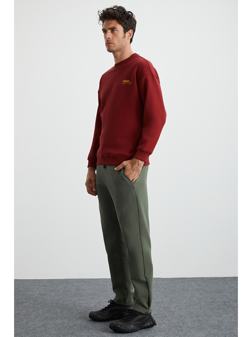 Ernest Erkek Organik Pamuklu Yumuşacık Baskı Detaylı Bisiklet Yaka İçi Polarlı Bordo Sweatshirt-3