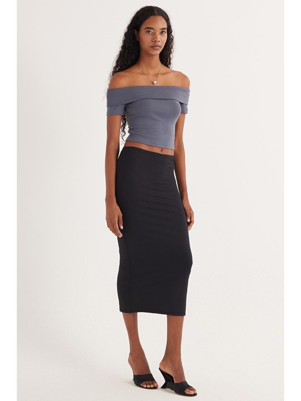 Kadın Slim Fit Dar Kesim Midi Boy Siyah Etek-1