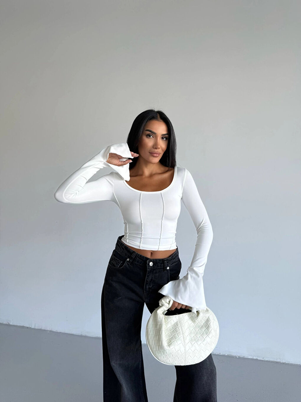 Kadın Beyaz Uzun Kollu Arkası Bağlamalı Fit Kesim Crop Bluz HZL25W-FRY122771