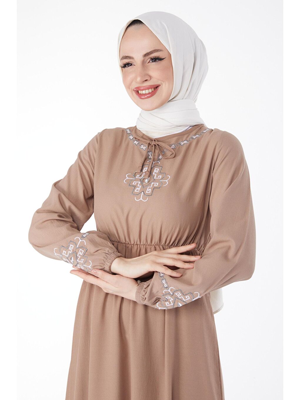 Bej Bisiklet Yaka Kadın Vizon Uzun Kollu Nakışlı Elbise - 13124-2