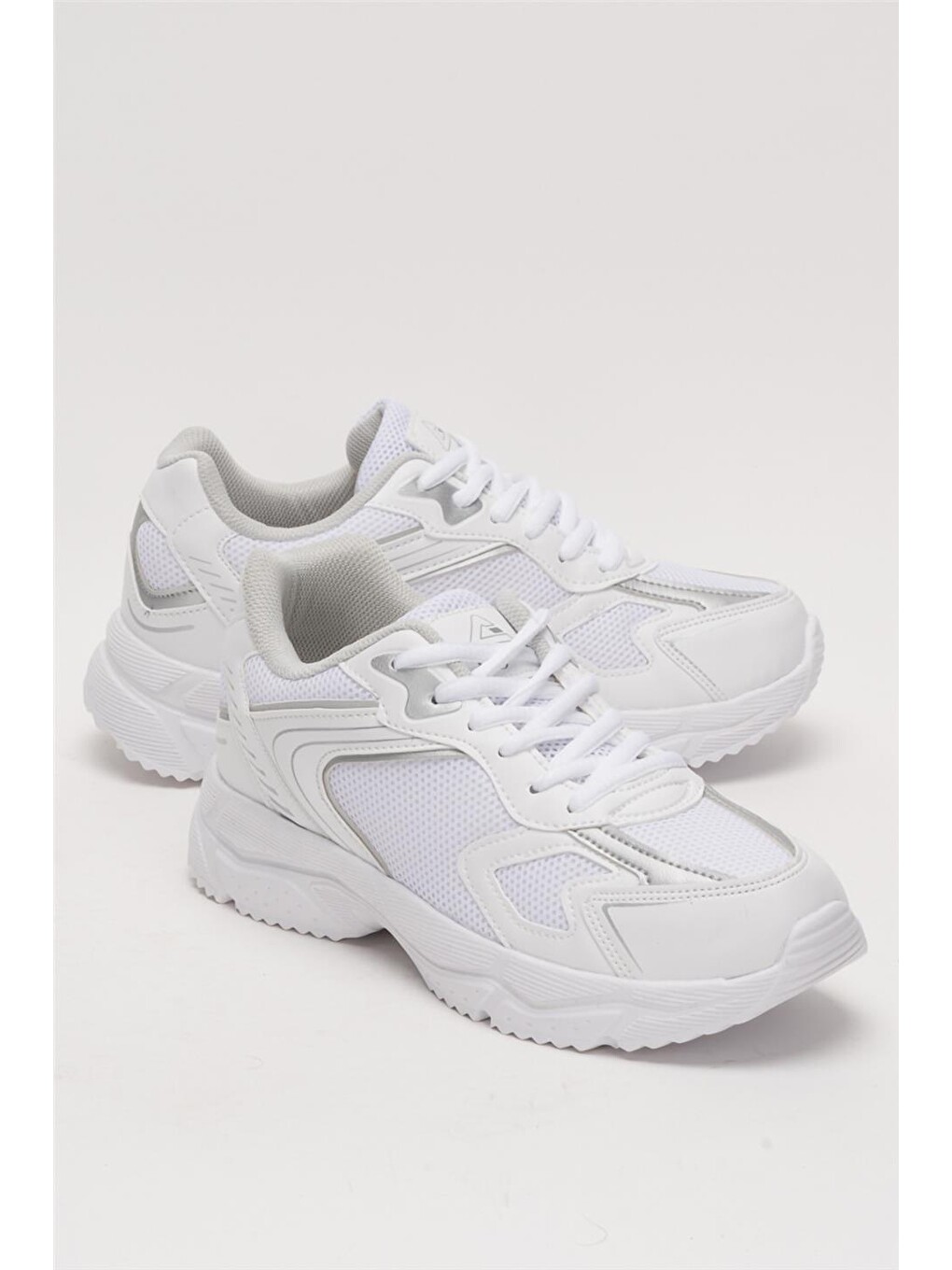 Unisex Faylon Taban Bağcıklı Spor Ayakkabı Beyaz Gümüş-1