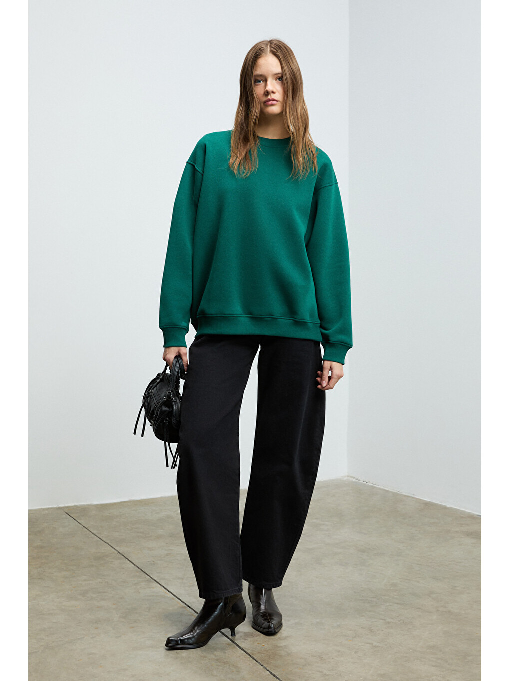 Karıus Kadın Organik Pamuklu İçi Polarlı Oversize Yuvarlak Yakalı Koyu Yeşil Sweatshirt-3
