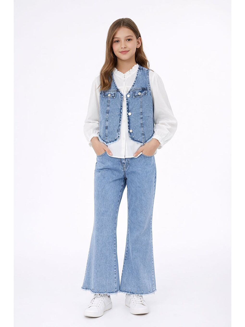Mavi Püsküllü Jean Yelekli Fularlı Gömlekli Kız Çocuk 3lü Pantolonlu Takım 23767-1