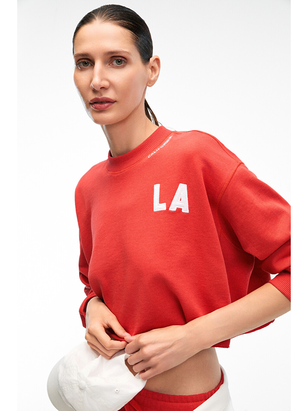 Delyra Kadın Bisiklet Yaka Rahat Kesim Nakış Detaylı Kırmızı Sweatshirt-3