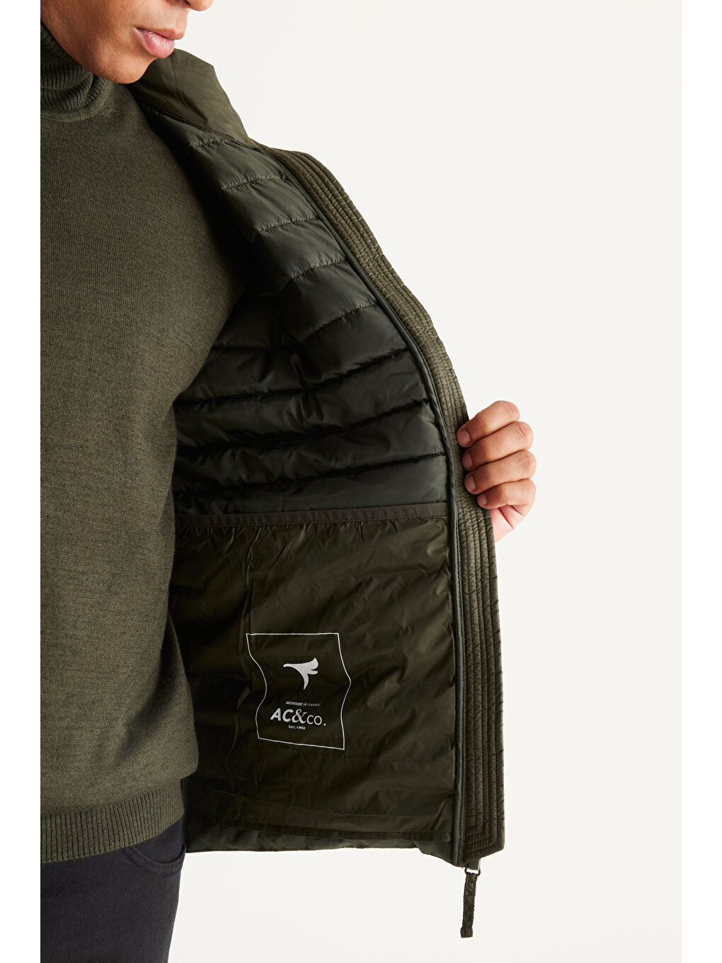 Erkek Haki Standart Fit Normal Kesim Dik Yaka Desenli Mont-3