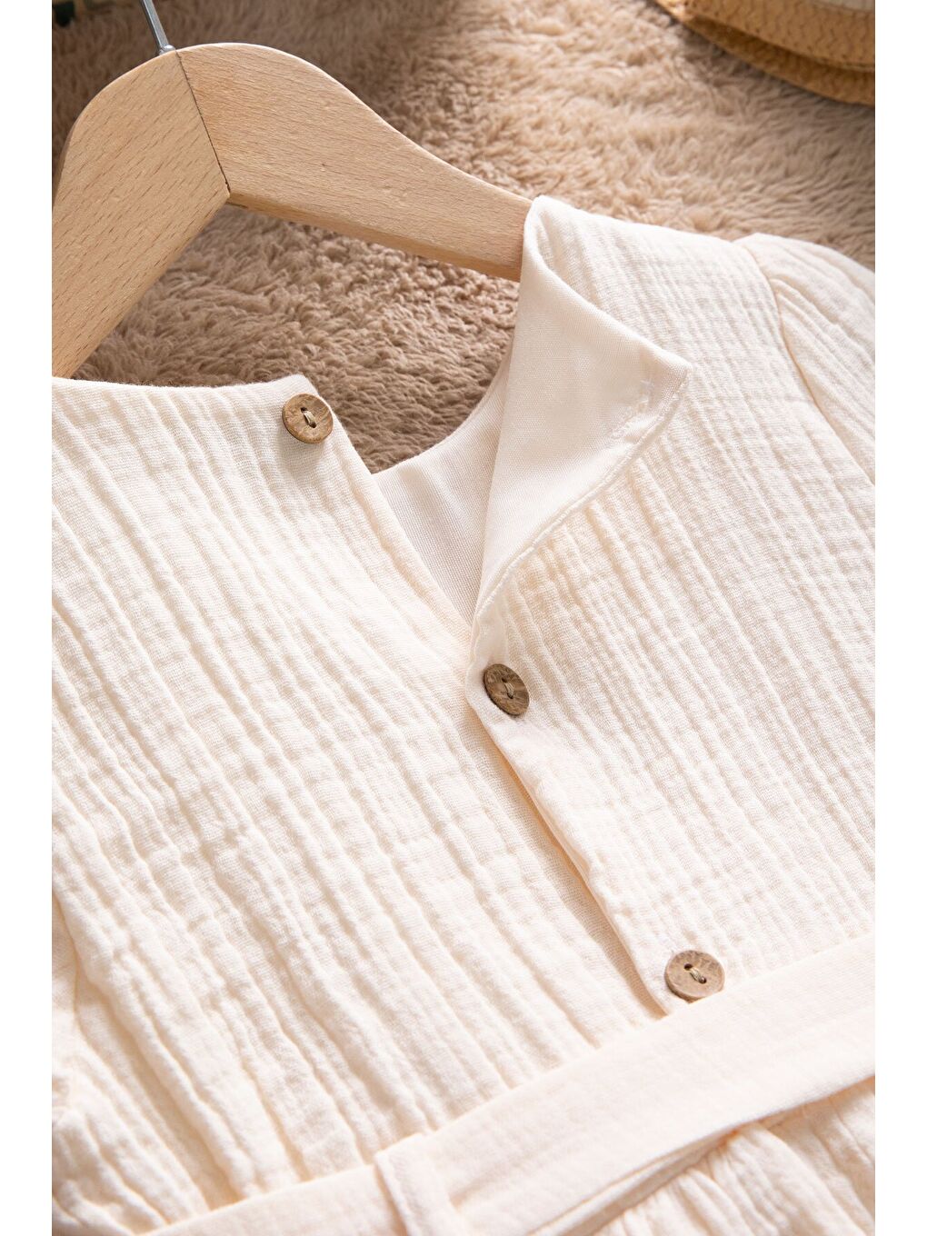 Ekru Krem Kolları Dantel Detaylı Kuşaklı Kız Çocuk Müslin Elbise 22668-4