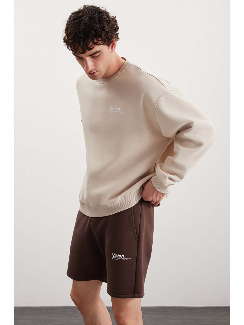 Bej Ernest Erkek Organik Pamuklu Yumuşacık Baskı Detaylı Bisiklet Yaka İçi Polarlı VİZON Sweatshirt-1