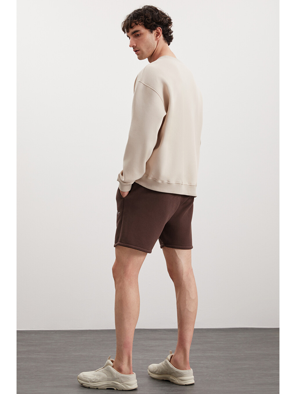 Bej Ernest Erkek Organik Pamuklu Yumuşacık Baskı Detaylı Bisiklet Yaka İçi Polarlı VİZON Sweatshirt-5