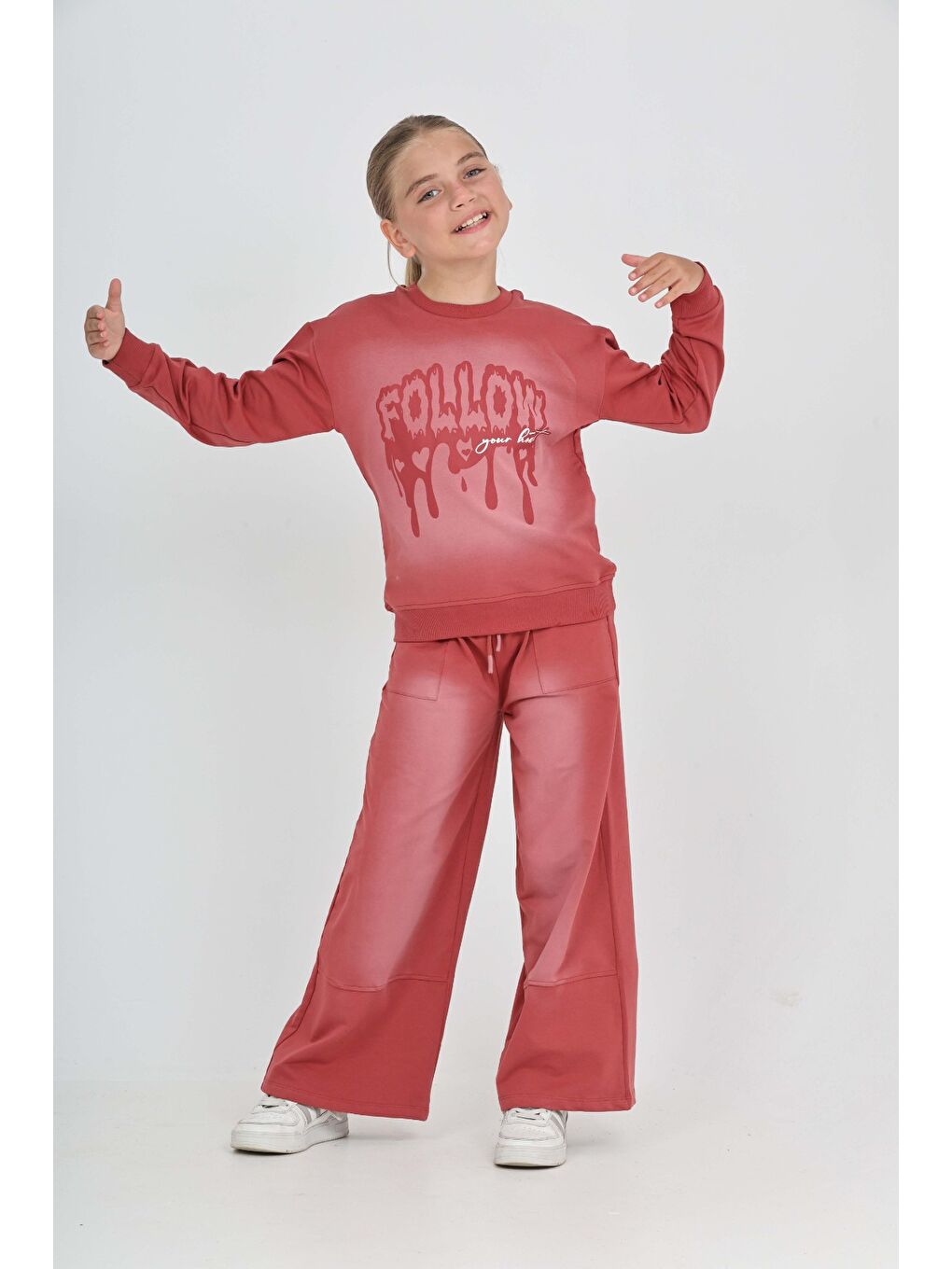 Kahverengi Kız Çocuk Follow Baskılı Eşofman Takım