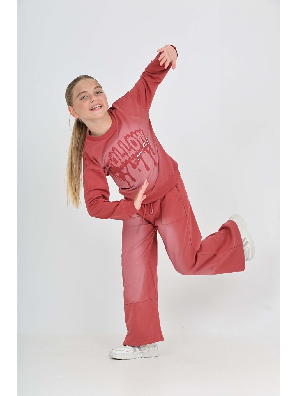 Kahverengi Kız Çocuk Follow Baskılı Eşofman Takım-1