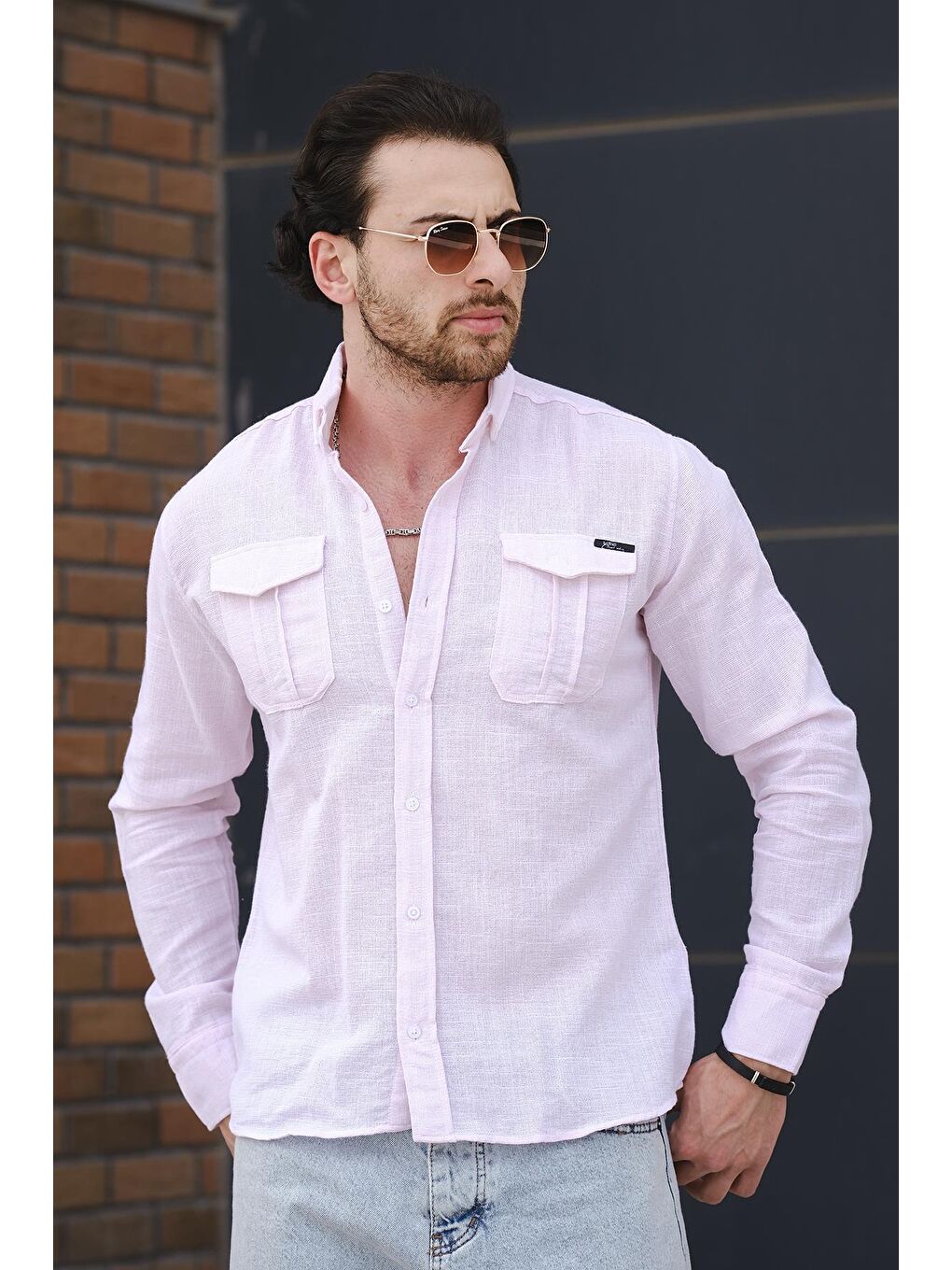 Pembe Dar Kalıp Çift Cep Kapaklı Keten Görünümlü Erkek Gömlek