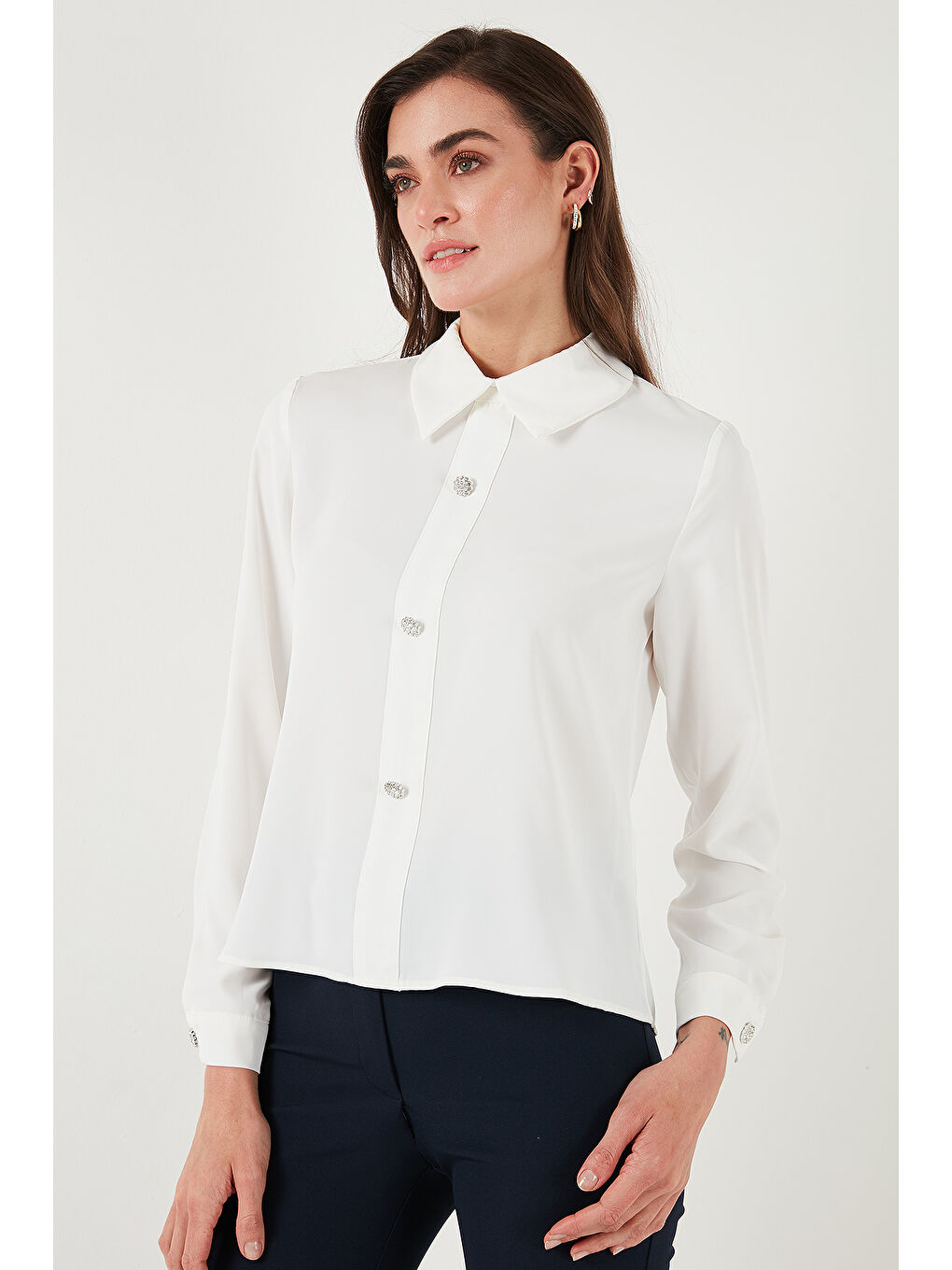 Ekru Taşlı Regular Fit Gömlek Yaka Fermuarlı Bluz 611Bz0493-4