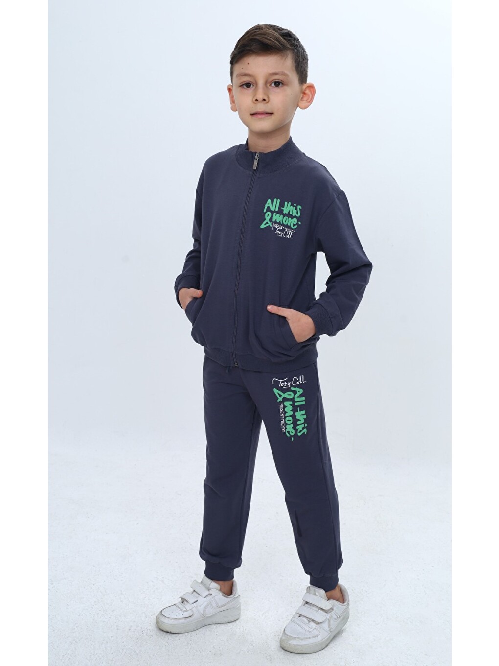 Gri Çocuk 2'li Takım Baskılı Fermuarlı Cepli Sweatshirt & Beli Paçası Lastikli Cepli Jogger Eşofman Altı