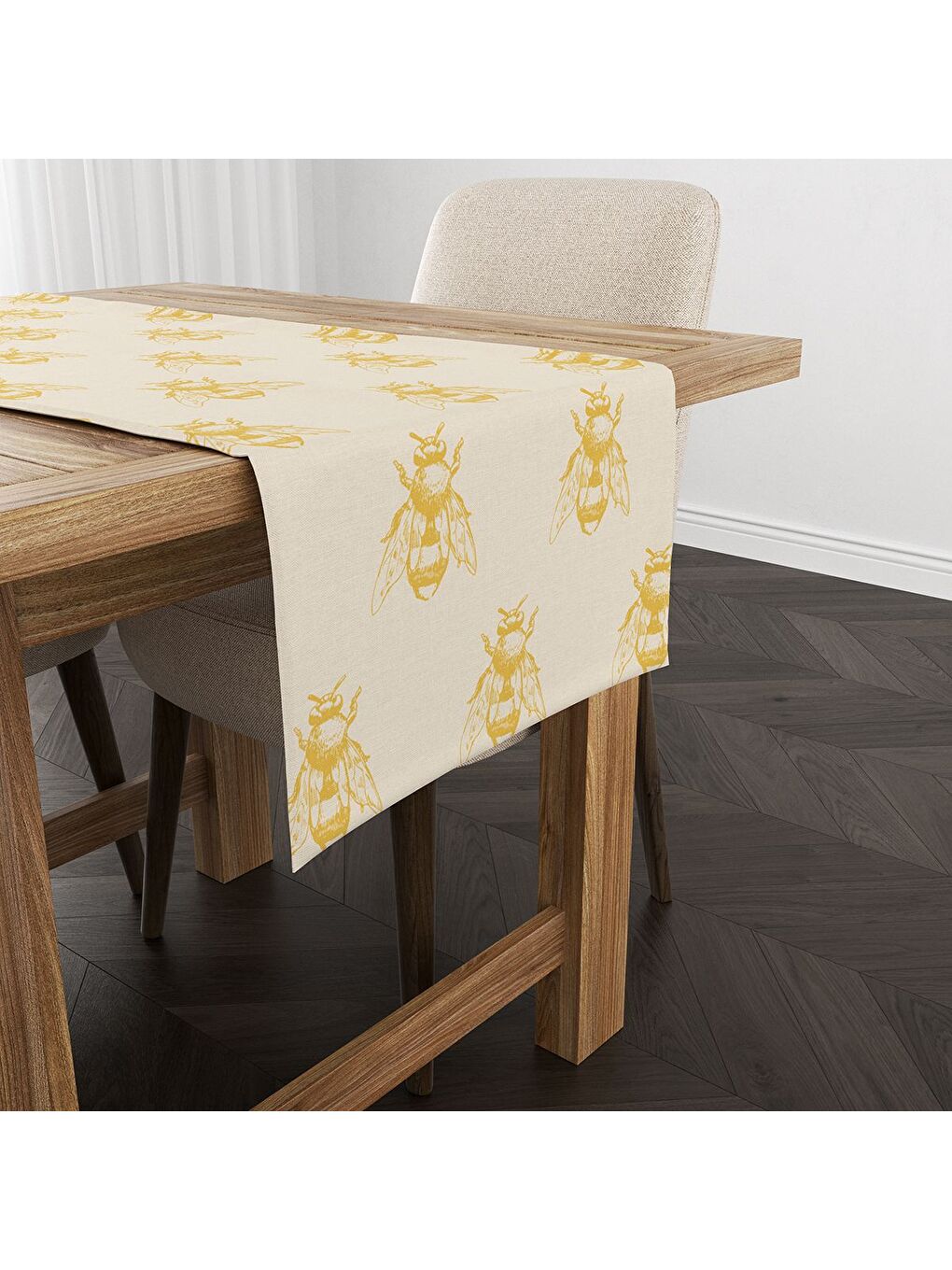 Karışık Bahar Temalı Arı Desenli Kadife Kumaş Dijital Baskılı Runner