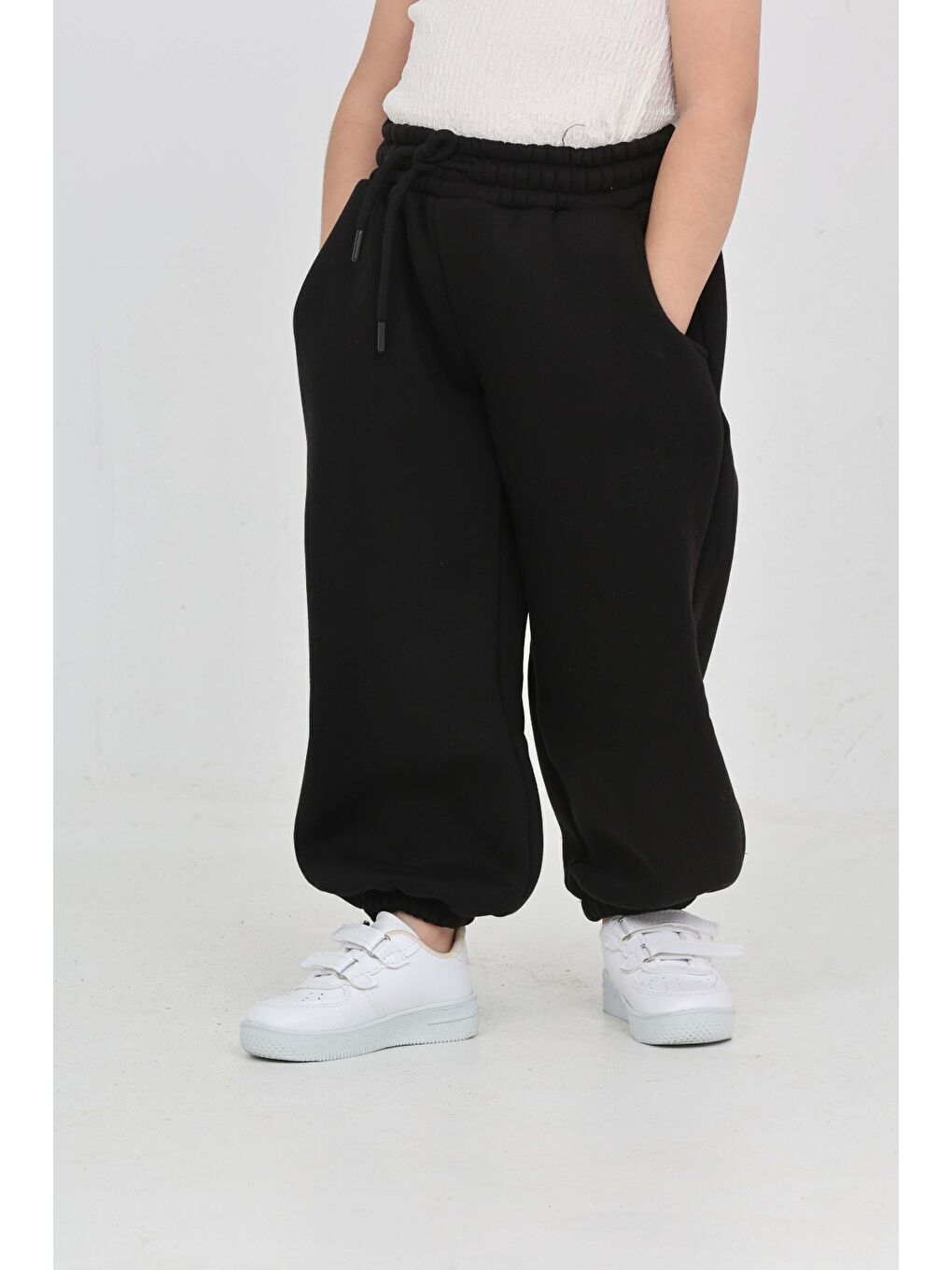 Siyah Unisex Çocuk Eşofman Alt-1