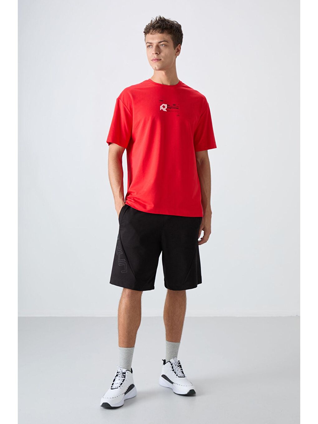 TOMMYLIFE Kırmızı Fiesta Pamuklu Kalın Yumuşak Dokulu Oversize Fit Baskılı Erkek T-Shirt - 88350 - 1