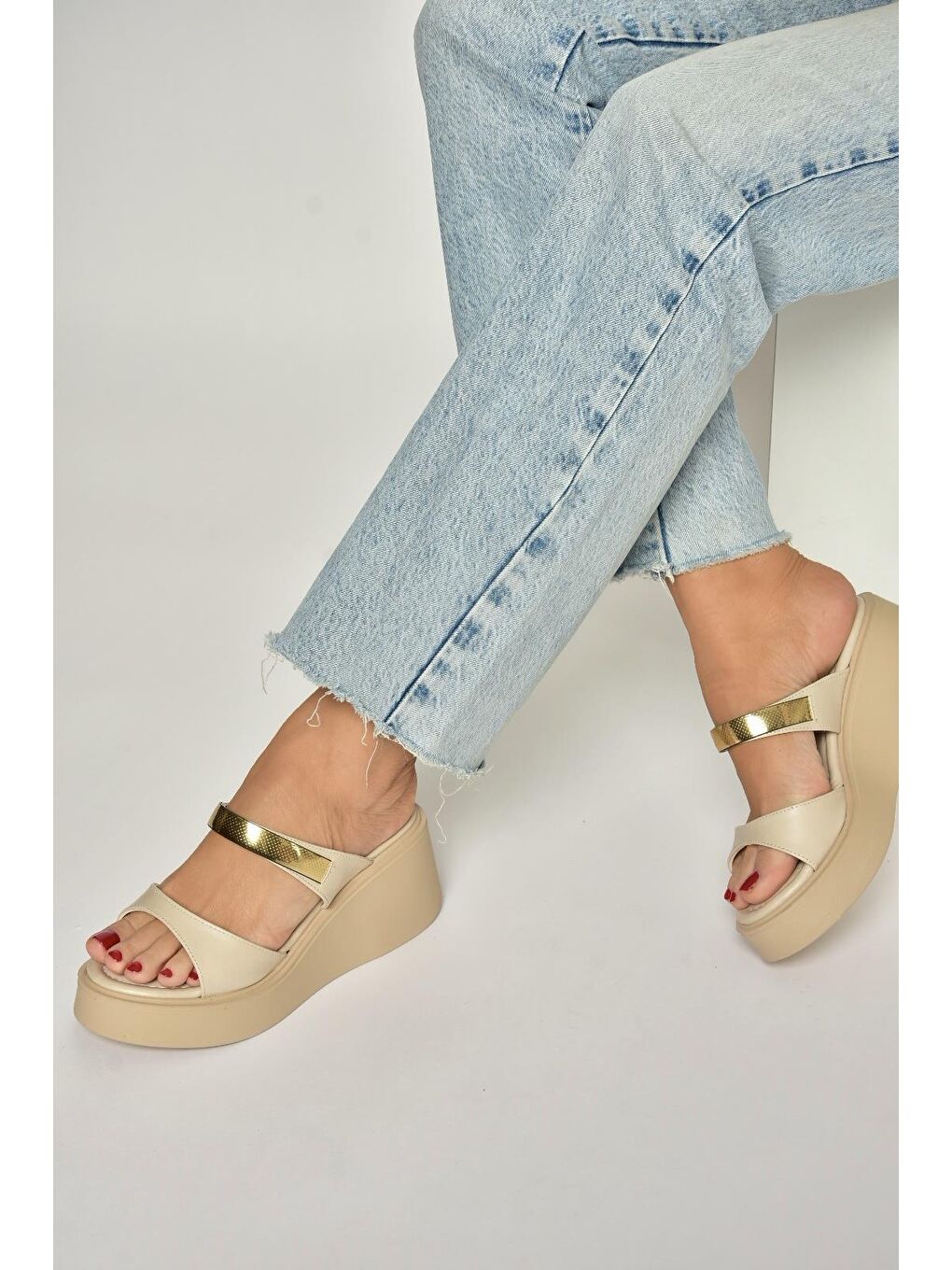 Bej Kadın Terlik Y973518509-2